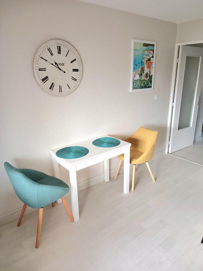 T2 Plage De Sable A 300M+ Parking Gratuit Bandol Exterior foto
